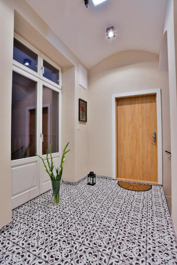 Art Palace Apartments Krasków Εξωτερικό φωτογραφία