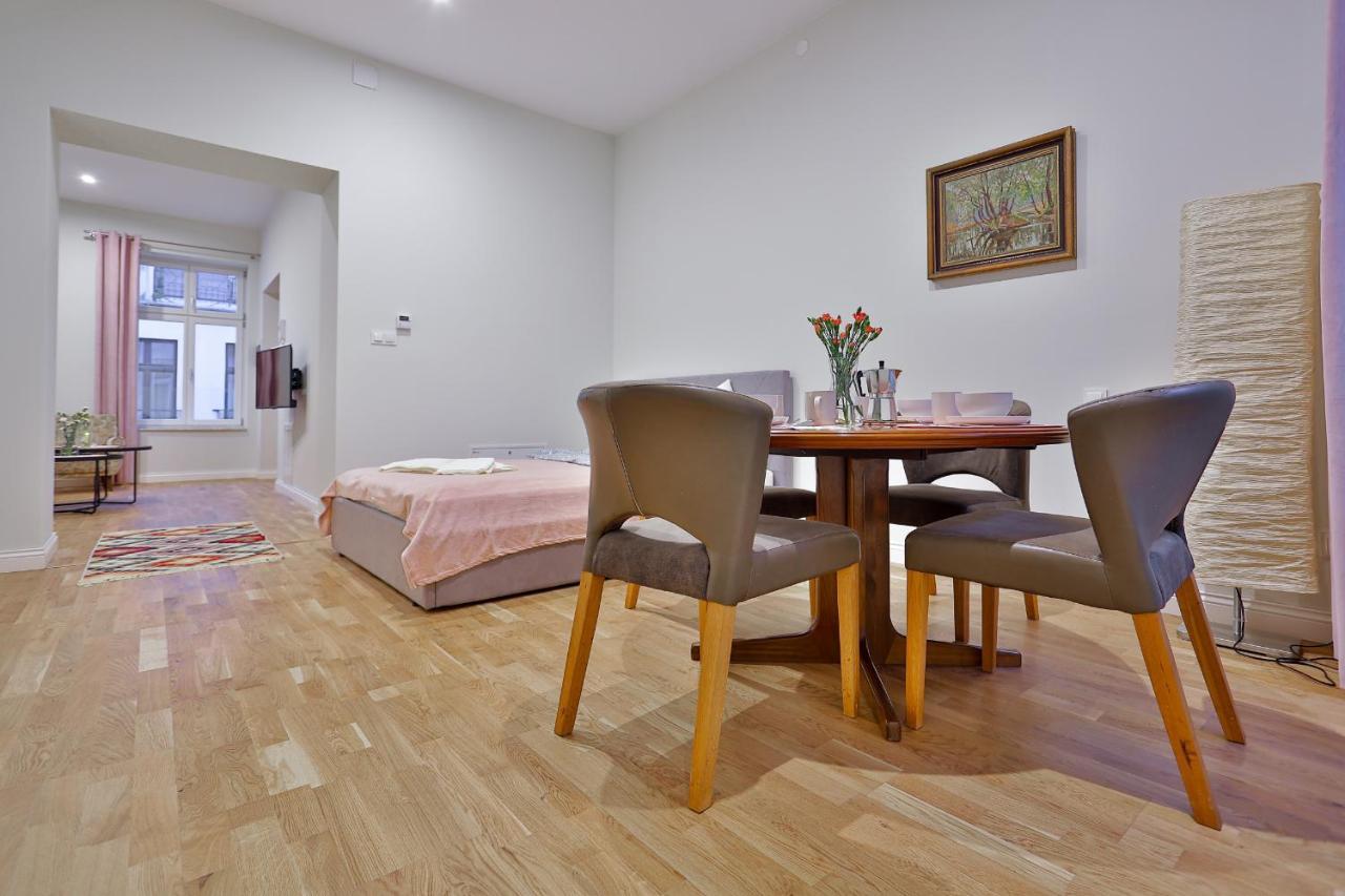 Art Palace Apartments Krasków Εξωτερικό φωτογραφία